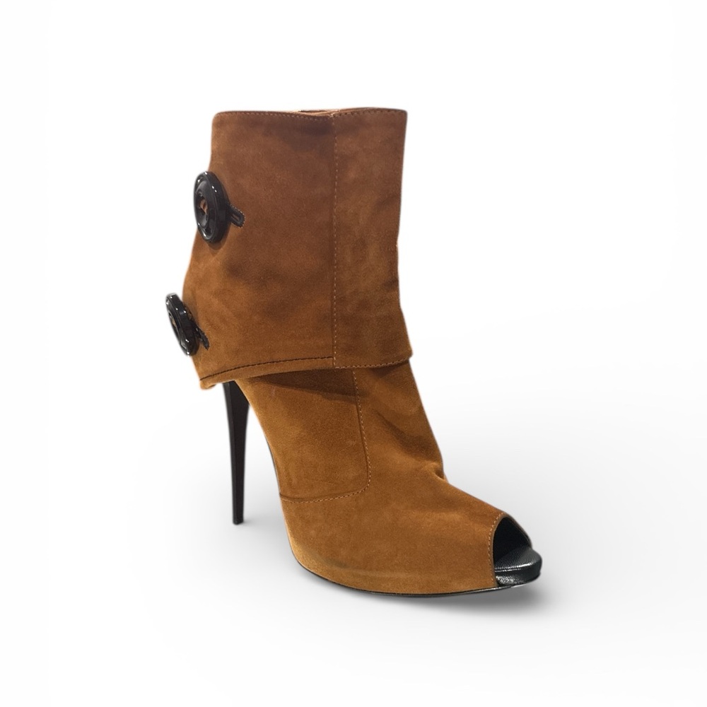 Gianmarco Lorenzi Tan Suede Heeled Boots